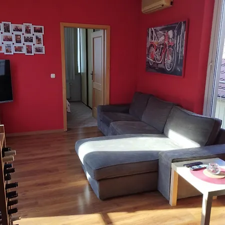 Cosy Flat Next To The Castle Apartment *